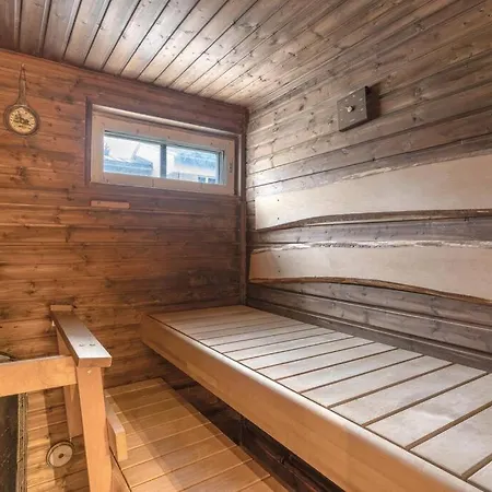 Town-house With King-bed