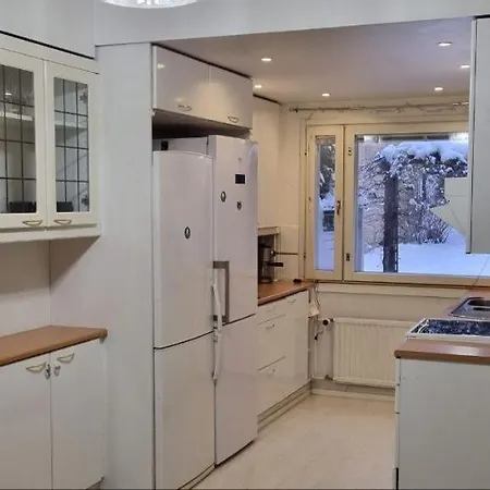 Town-house With King-bed * هلسنكي